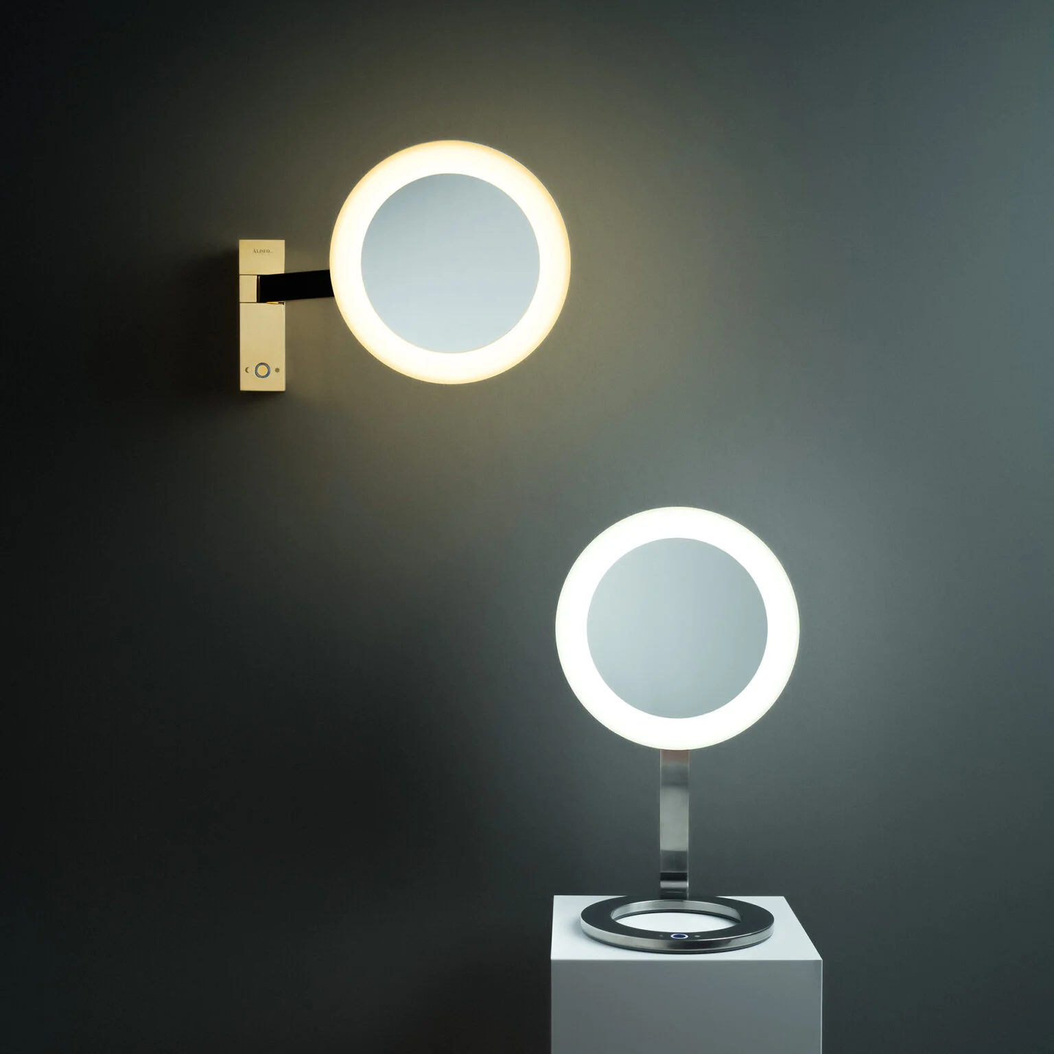 Aliseo LED Moon Dance cosmetic mirror with NU finish in a hotel bathroom