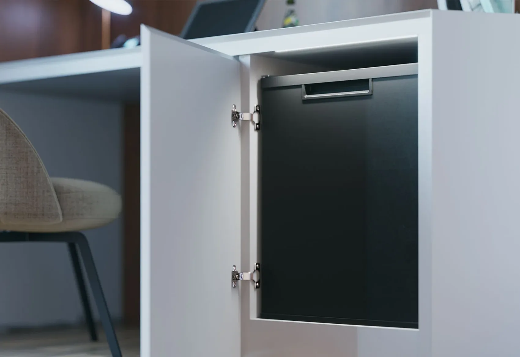 Thermoelectric hotel minibars