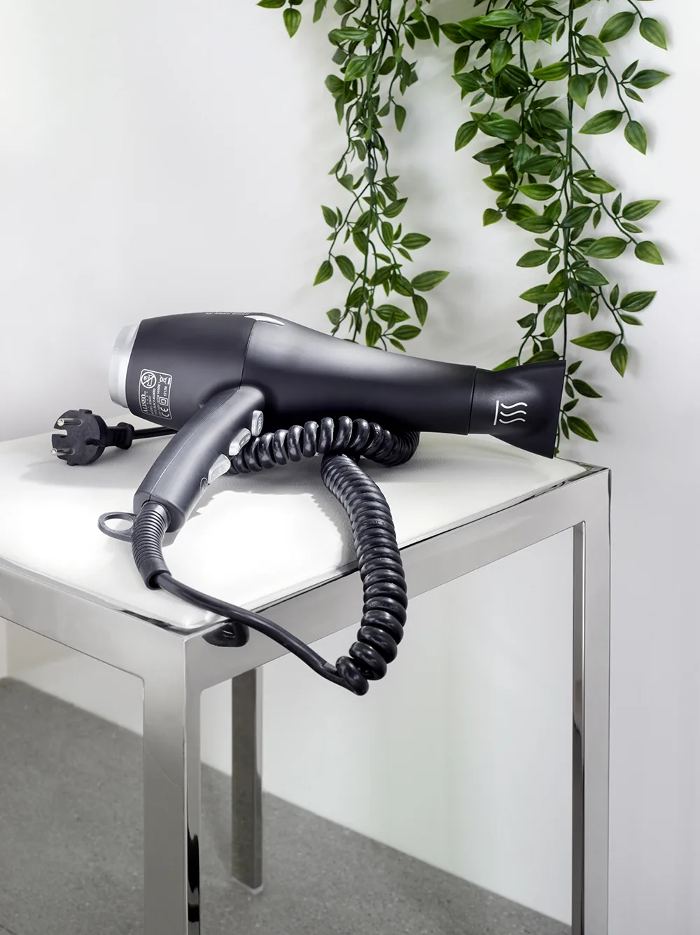 Black Mambo 1875 — Hair dryers — Aliseo